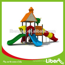 Toboggan en plastique extérieur / terrains de jeux extérieurs toboggans en spirale pour enfants / toboggan pour enfants en plein air